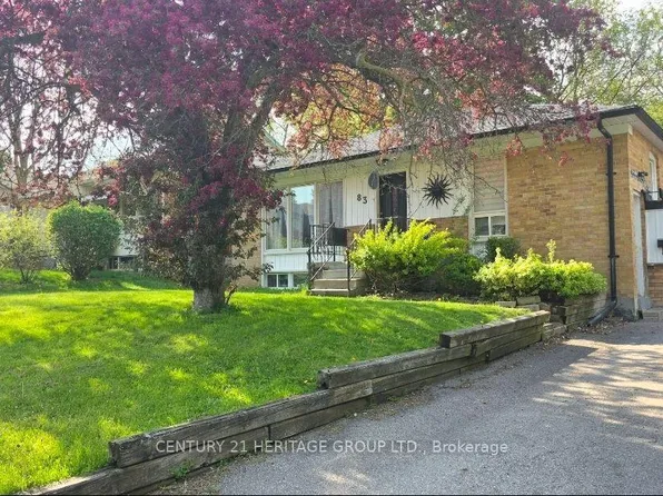 83 Monkswood Cres, Newmarket, ON L3Y 2J9