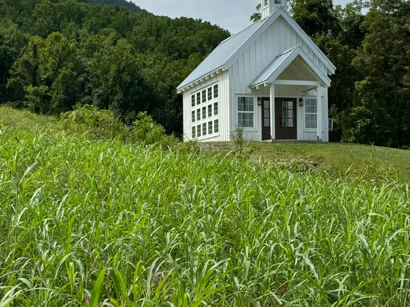 (undisclosed Address), Sevierville, TN 37876