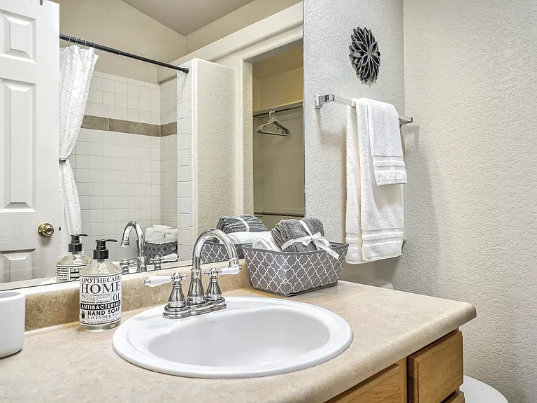 1025 Cheyenne Villas Point — Photo 20