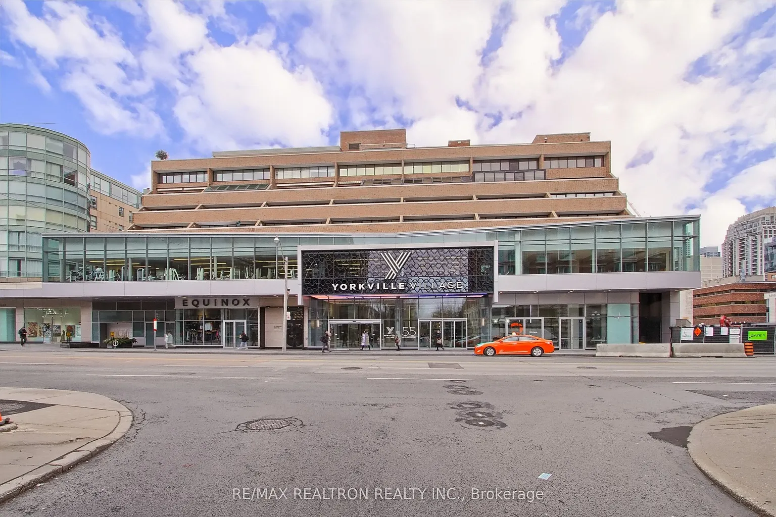 55A Avenue Rd #406 photo 1