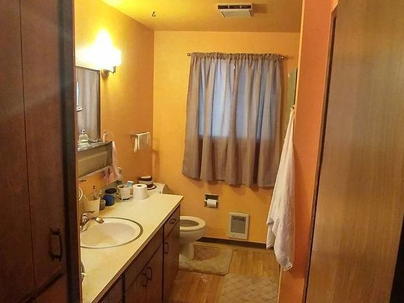 5th image of 10607 Ainsworth Ave S