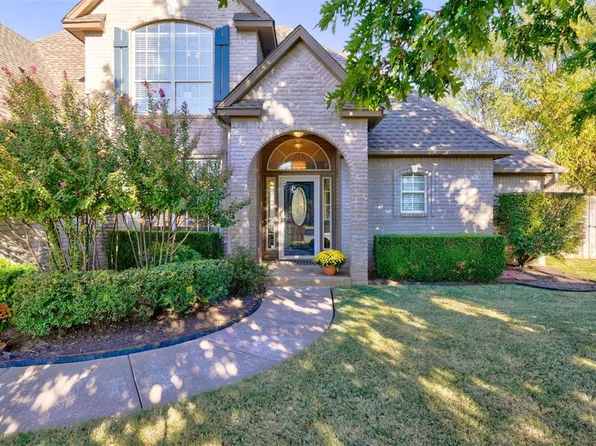 1912 Lancaster Dr, Edmond, OK 73012