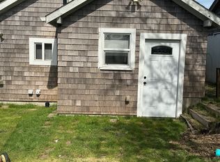 825 7th Ave, Seaside, OR 97138