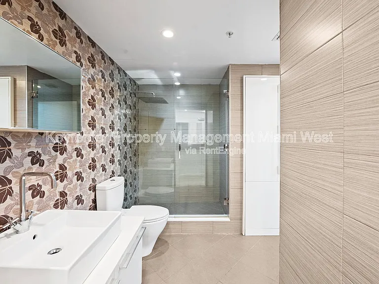 1750 N Bayshore Dr #3312 — Photo 14