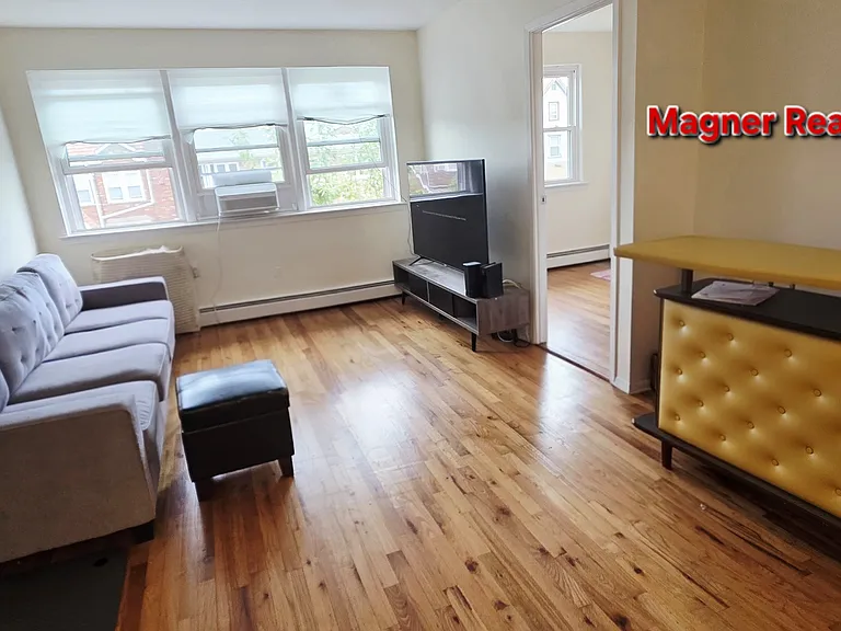 242 92nd St #2 — Photo 1