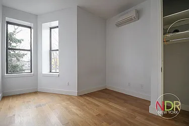 Rented by Next Door Realty NYC