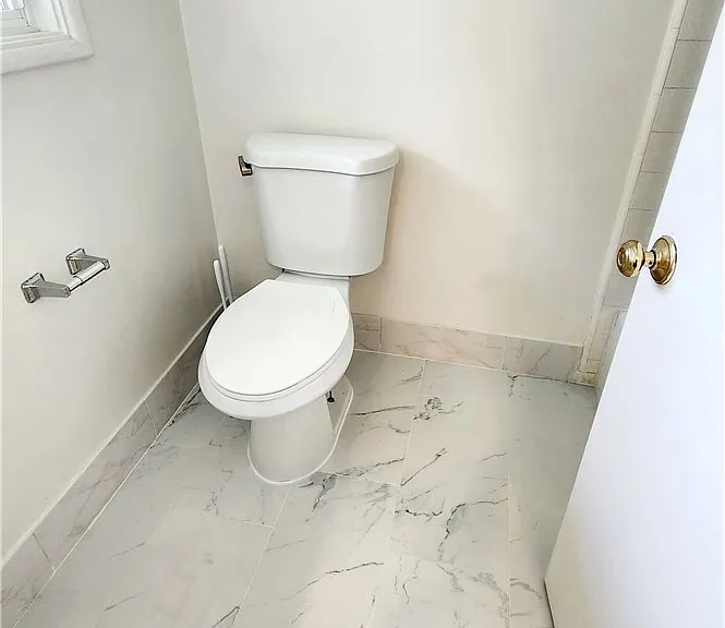 6327 Sattes Dr — Photo 32