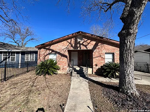 807 E Southcross Blvd #1 Photo 1