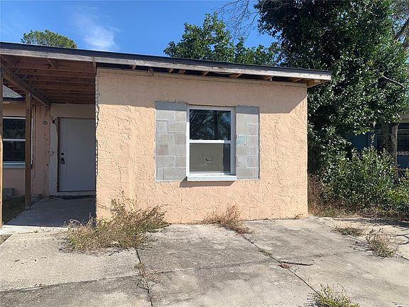 4th image of 2181 22nd Way SW