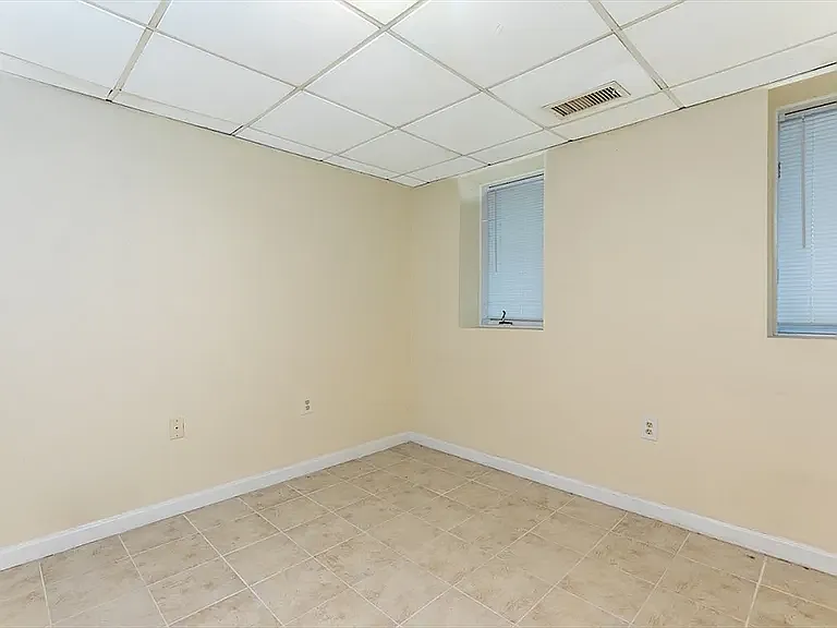 680 Boylston St — Photo 8