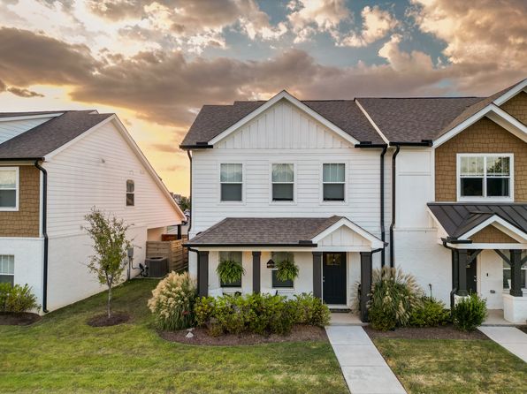885 Industrial Dr