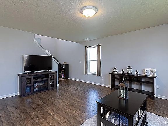 3rd image of 2660 Tristan Dr