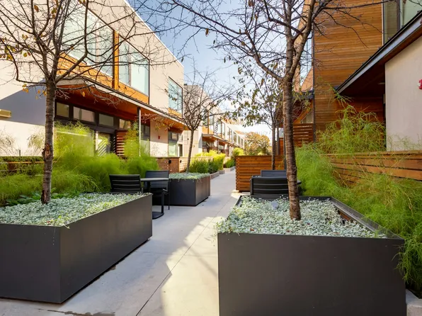 2002 E 7th St APT 205, Austin, TX 78702