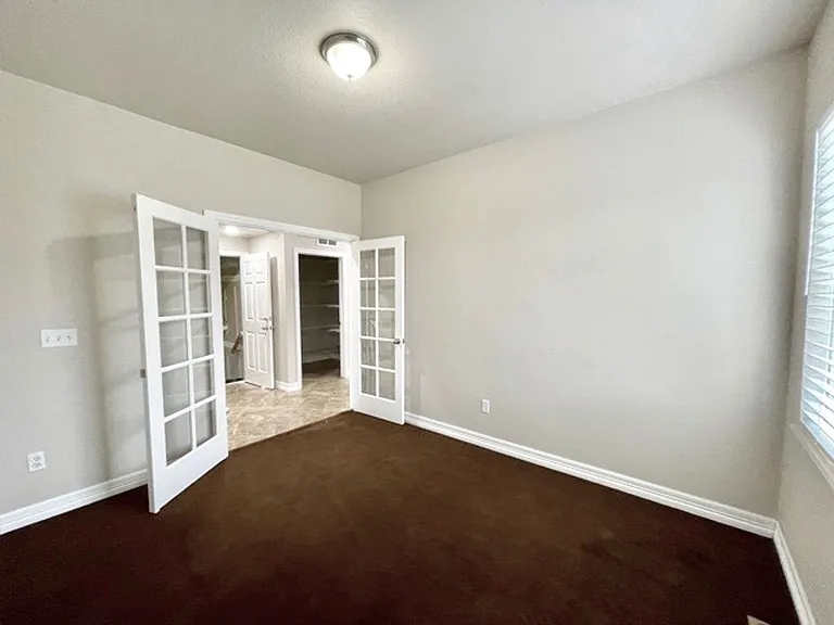 7778 Buckeye Tree Ln — Photo 9