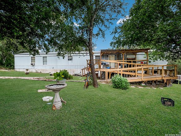 3rd image of 226 COUNTY ROAD 575