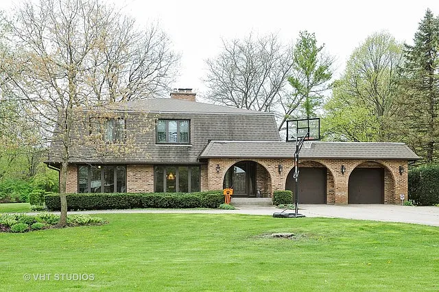 850 Sunrise Rd photo 1
