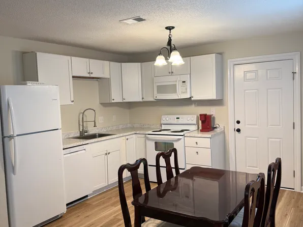 706 Shady Lane Dr APT C, Fort Walton Beach, FL 32547