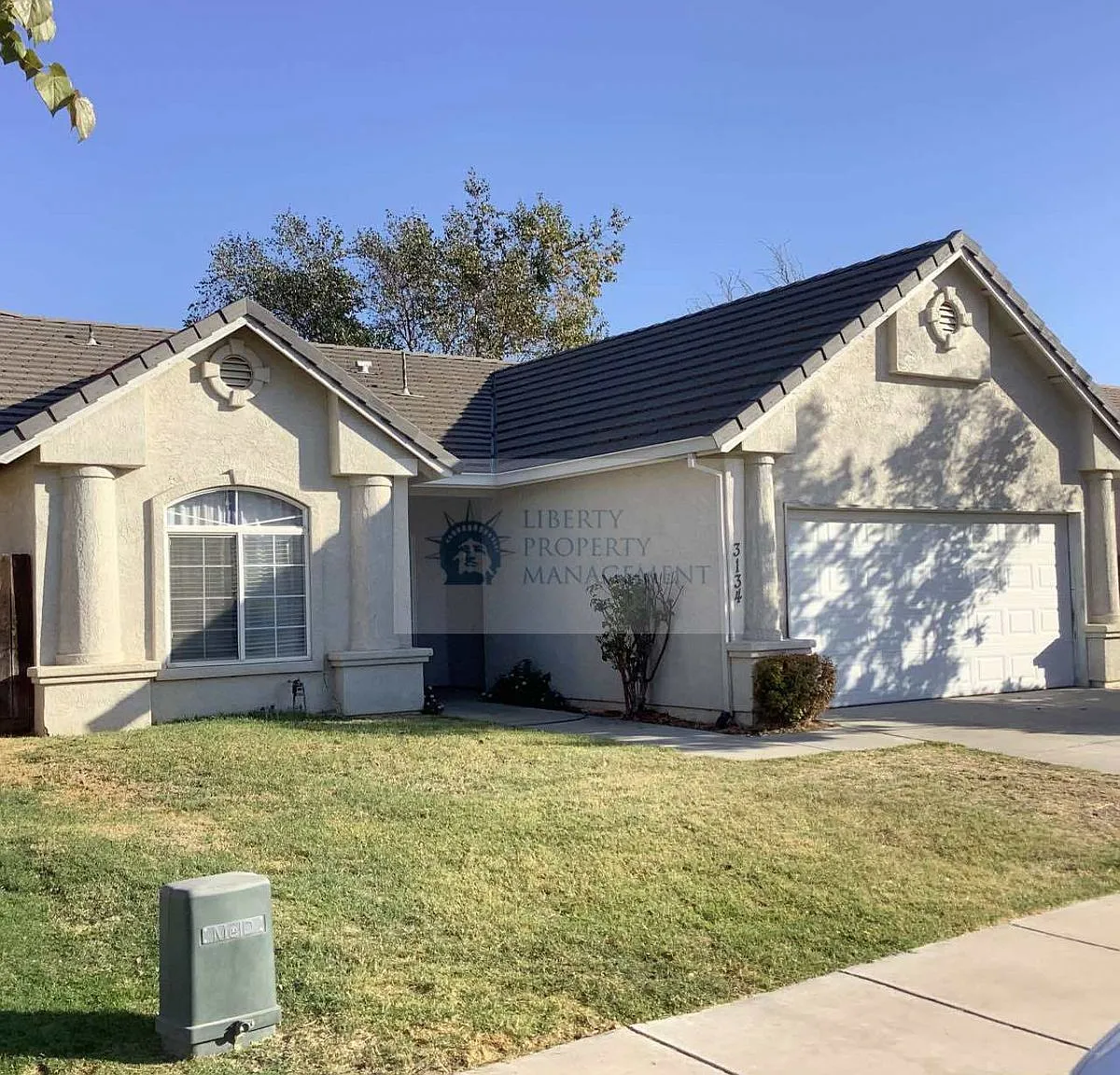 3 bed, 1475 sqft, $2,050 — Photo 1