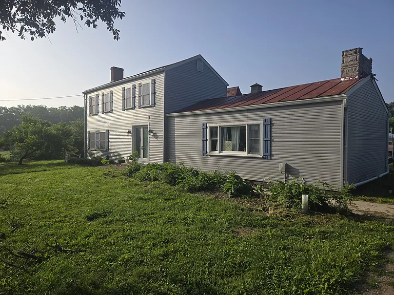 4650 Eaton Rd — Photo 1
