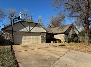 617 John F Kroutil Dr, Yukon, OK 73099