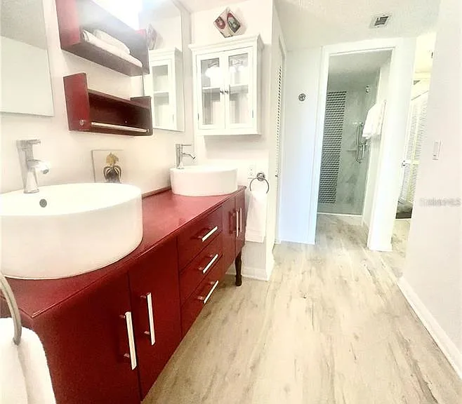 5950 Pelican Bay Plz S #505 — Photo 38