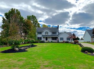 31 Meadow Ct, Canfield, OH 44406