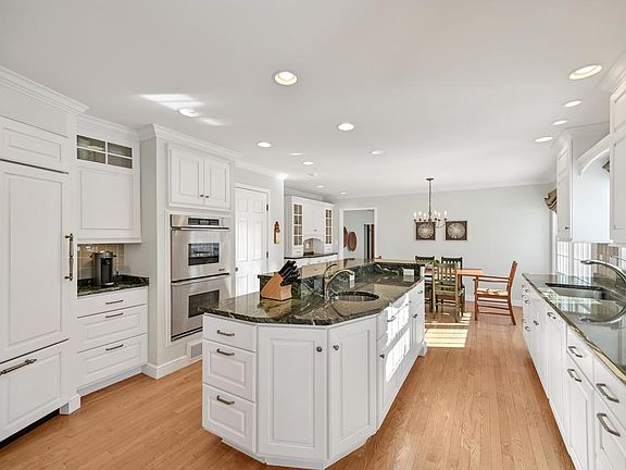 5th image of 2305 West County Line ROAD