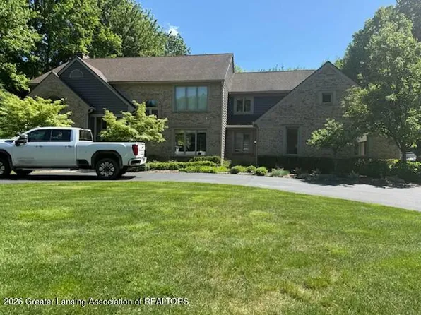 8573 Elkrun Dr, Clarkston, MI 48348