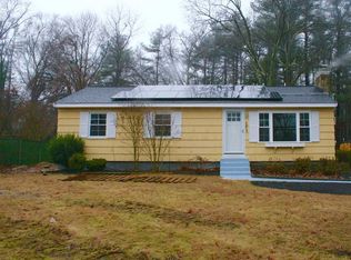 558 Pleasant St, Franklin, MA 02038