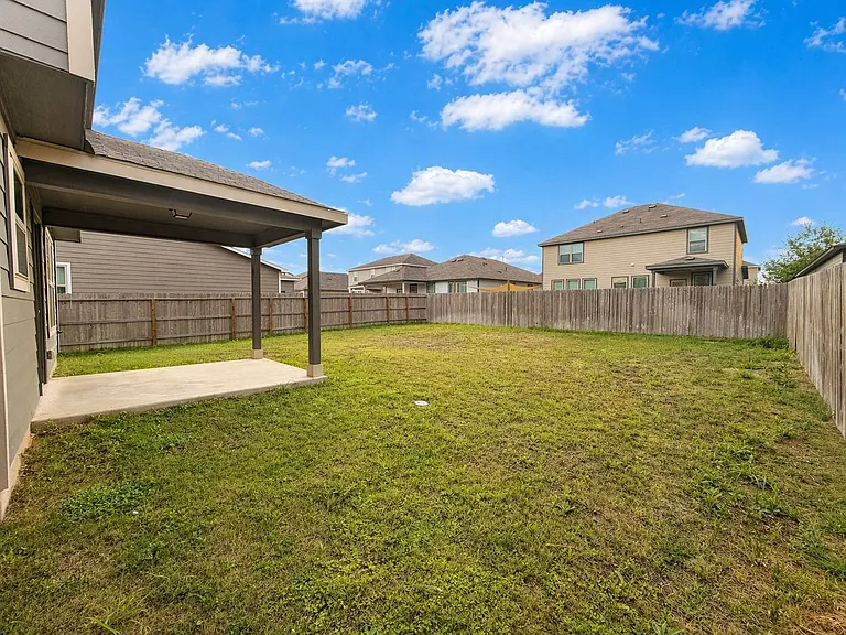 2432 Ayers Dr — Photo 25