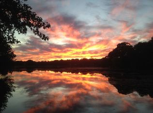 202 Keewenaw St, Commerce Township, MI 48382