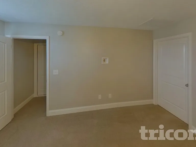 2344 Foxworth Ct — Photo 15