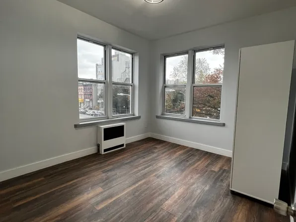 378 50th Street image 2 of 10