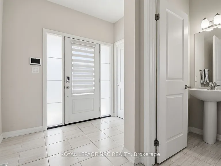7437 Jonathan Dr — Photo 5