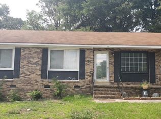 204 Harwood Dr, Hopkins, SC 29061