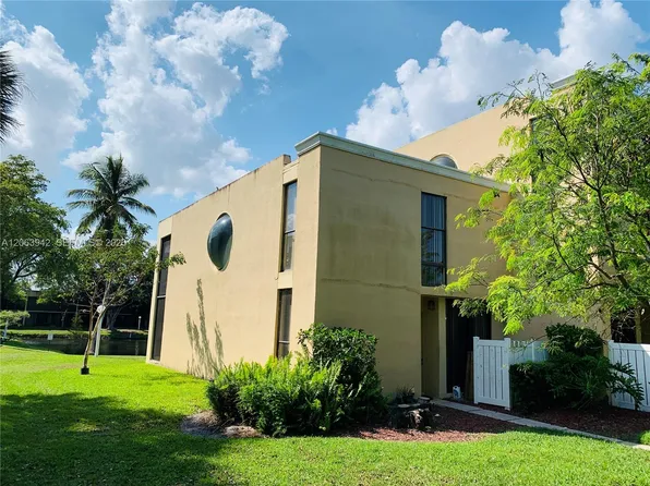 2961 SW 87th Ave APT 301, Fort Lauderdale, FL 33328