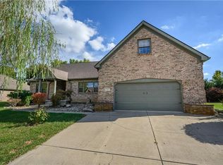 6585 E Vista View Ct, Mooresville, IN