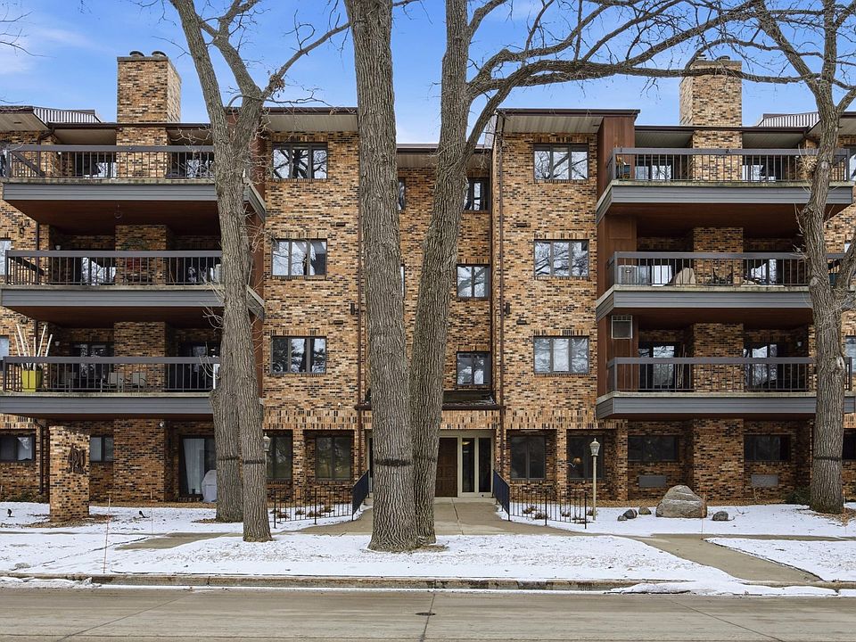 1st image of 420 6th Ave S APT 303