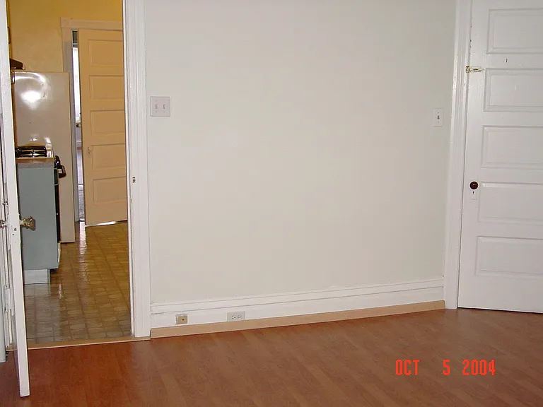 4330 Pine St #2R — Photo 32