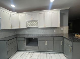 224 Bingham Dr, Charlotte, NC 28213