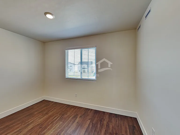 6634 Spriggel St — Photo 11