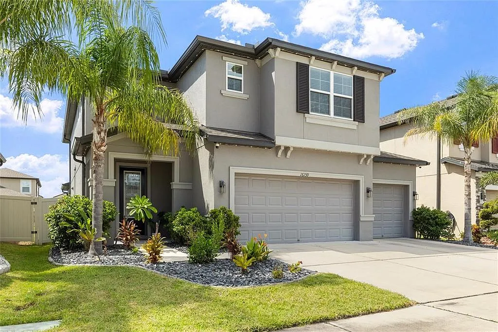 4 bed, 3.0 bath, 2652 sqft, $3,800 — Photo 4