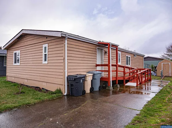 2151 Three Lakes Rd SE Unit 36, Albany, OR 97322