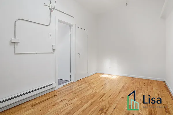 Rented by Lisa Management Inc | media 22