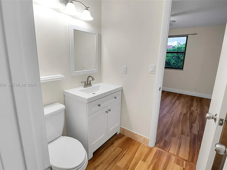 10111 W Sunrise Blvd #303 — Photo 17