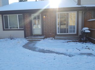 1720 Raintree Ct, Sycamore, IL 60178