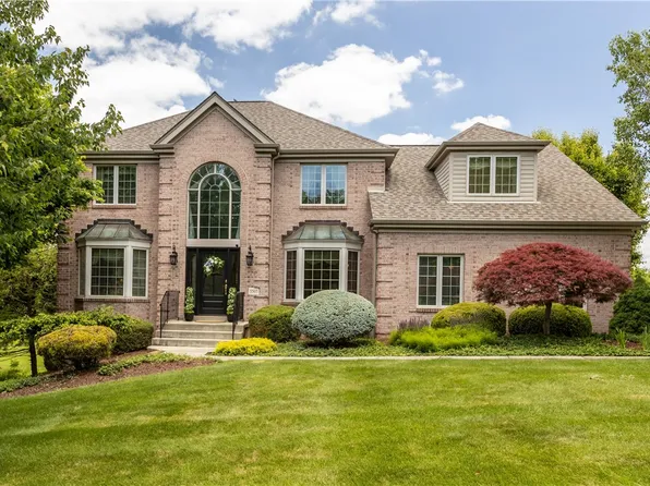 5505 Steeplechase Ct, Bethel Park, PA 15102
