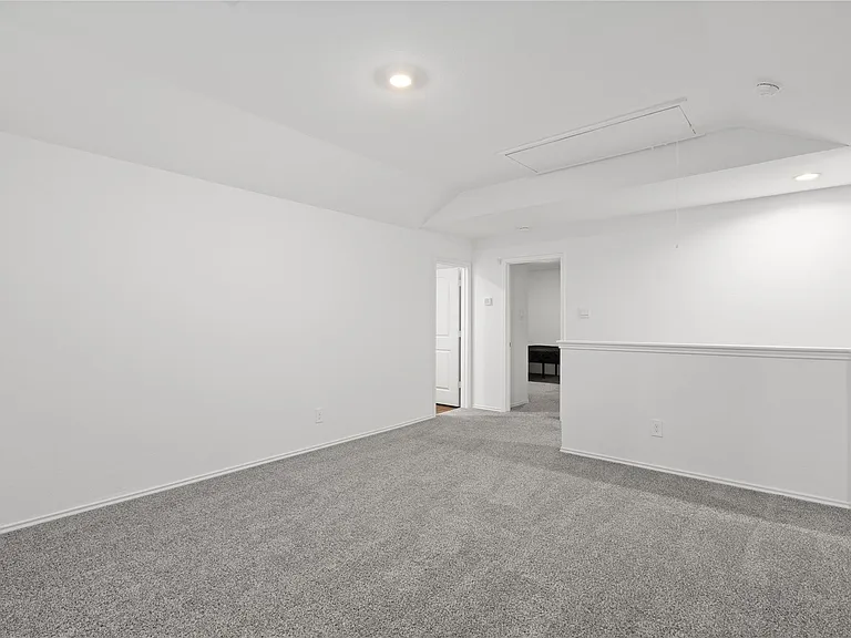22306 Forest Gorge Ln — Photo 12