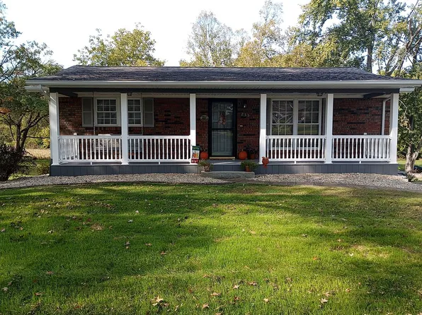 235 E Temple St, Columbia, IL 62236