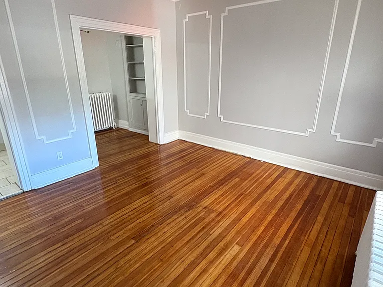 176 Washington Ave — Photo 4